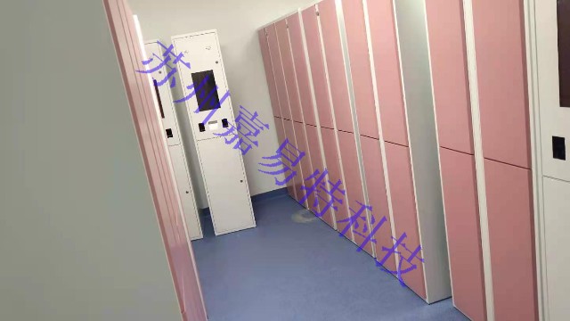 醫(yī)院使用智能更衣柜為醫(yī)護(hù)人員提供便利存放 醫(yī)院使用智能更衣柜為醫(yī)護(hù)人員提供便利存放
